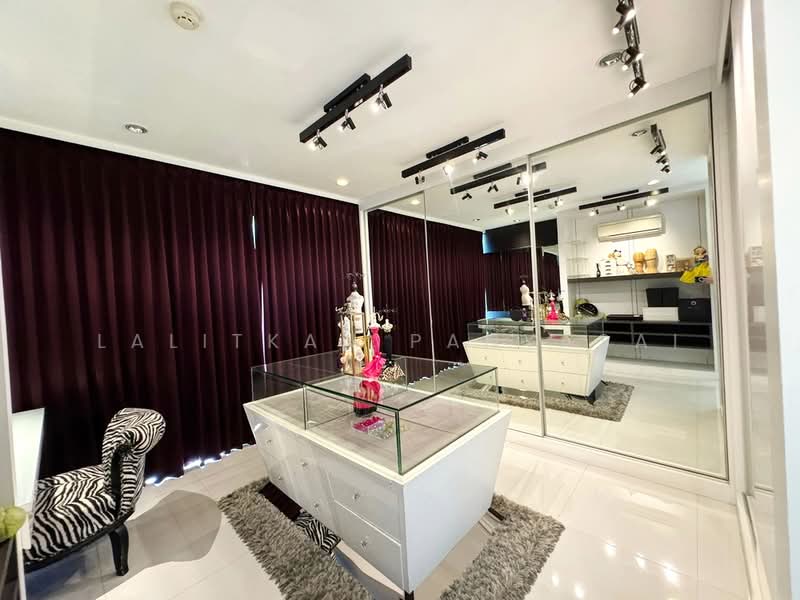 The Issara Ladprao, Bangkok, 296 Ladpao Road, Jom Phon, Chatuchak, Bangkok, 1 Bedroom, 138 sqm, Condo For Sale, by Lalitkan Panyasai, 500230169 - DDproperty.com