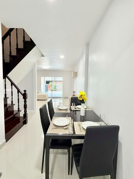 บ้านสวย ทำเลดี ใจกลาง เมืองนนทบุรี หมู่บ้านเฉลิมรัชดา บางศรีเมือง, Nonthaburi, บางศรีเมือง, Bang Sri Muang, Muang Nonthaburi, Nonthaburi, 3 Bedrooms, 100 sqm, Townhouse For Sale, by บุษบากร (เจี๊ยบ), 500230210 - DDproperty.com