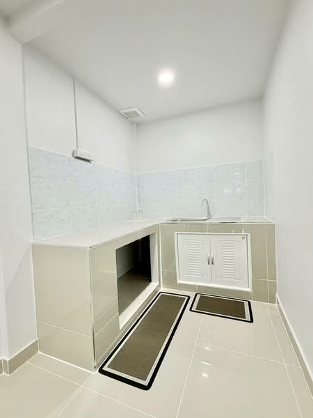 บ้านสวย ทำเลดี ใจกลาง เมืองนนทบุรี หมู่บ้านเฉลิมรัชดา บางศรีเมือง, Nonthaburi, บางศรีเมือง, Bang Sri Muang, Muang Nonthaburi, Nonthaburi, 3 Bedrooms, 100 sqm, Townhouse For Sale, by บุษบากร (เจี๊ยบ), 500230210 - DDproperty.com