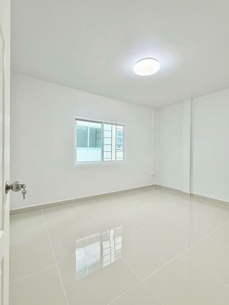 บ้านสวย ทำเลดี ใจกลาง เมืองนนทบุรี หมู่บ้านเฉลิมรัชดา บางศรีเมือง, Nonthaburi, บางศรีเมือง, Bang Sri Muang, Muang Nonthaburi, Nonthaburi, 3 Bedrooms, 100 sqm, Townhouse For Sale, by บุษบากร (เจี๊ยบ), 500230210 - DDproperty.com