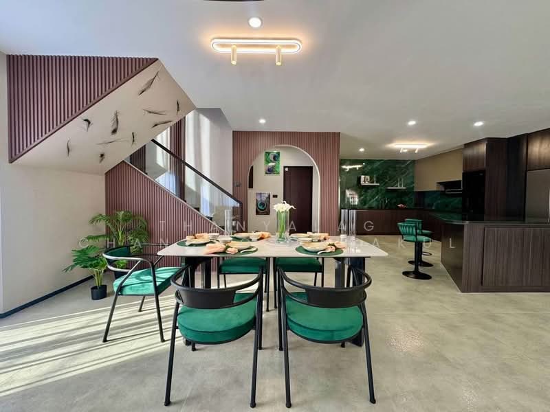 undefined, Chon Buri (Pattaya), Nong Pru, Bang Lamung (Pattaya), Chon Buri (Pattaya), 4 Bedrooms, 280 sqm, Single Detached House For Sale, by Thanyalag Chanchodtanakul, 500230276 - DDproperty.com