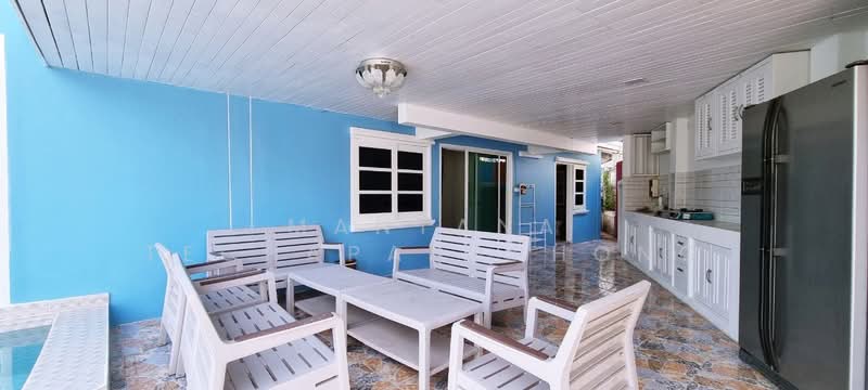 undefined, Chon Buri (Pattaya), Nong Pru, Bang Lamung (Pattaya), Chon Buri (Pattaya), 8 Bedrooms, 250 sqm, Villa For Rent, by Mantana Techapahaphong, 500230308 - DDproperty.com