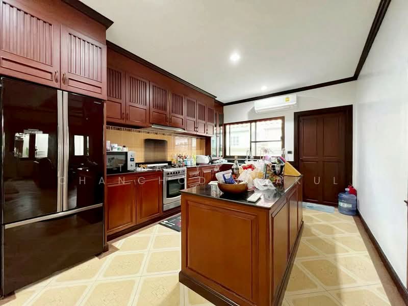 undefined, Chon Buri (Pattaya), Na Chom Thian, Sattahip, Chon Buri (Pattaya), 3 Bedrooms, 250 sqm, Single Detached House For Sale, by Thanyalag Chanchodtanakul, 500230318 - DDproperty.com