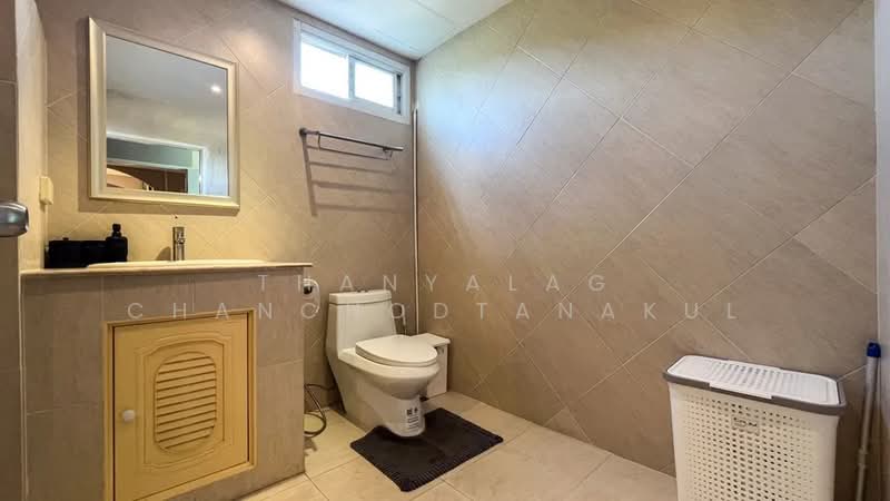 Executive Residence 4 : เอคเซคคิวทิฟ เรสซิเดนซ์ 4, ชลบุรี, 476 ถนนราชวรุณ, บางละมุง, บางละมุง, ชลบุรี, 212 ตร.ม., คอนโด ขาย, โดย Thanyalag Chanchodtanakul, 500230327 - DDproperty.com