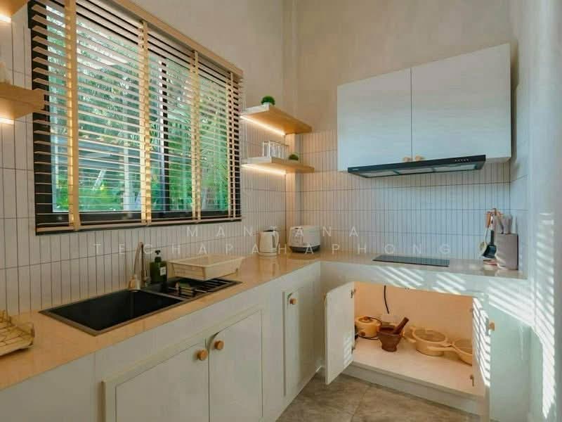 4-BR House, Chon Buri (Pattaya), Huai Yai, Bang Lamung (Pattaya), Chon Buri (Pattaya), 4 Bedrooms, 325 sqm, Single Detached House For Rent, by Mantana Techapahaphong, 500230336 - DDproperty.com