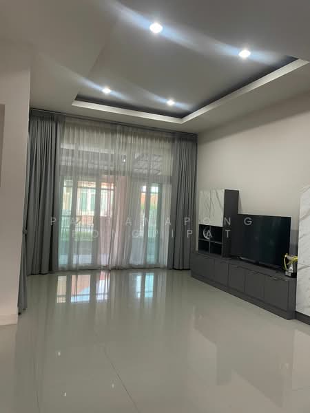 undefined, Chon Buri (Pattaya), Nong Pla Lai, Bang Lamung (Pattaya), Chon Buri (Pattaya), 3 Bedrooms, 240 sqm, Single Detached House For Sale, by Pattanapong Pongpipat, 500230346 - DDproperty.com