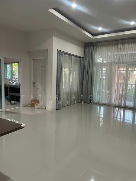 undefined, Chon Buri (Pattaya), Nong Pla Lai, Bang Lamung (Pattaya), Chon Buri (Pattaya), 3 Bedrooms, 240 sqm, Single Detached House For Sale, by Pattanapong Pongpipat, 500230346 - DDproperty.com