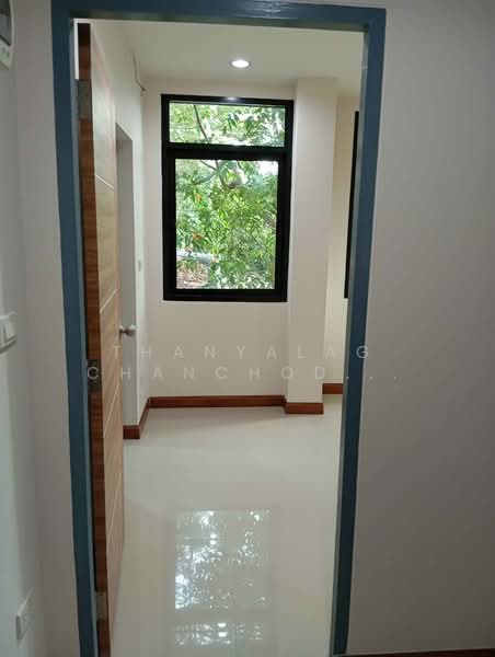 undefined, Chon Buri (Pattaya), Nong Pru, Bang Lamung (Pattaya), Chon Buri (Pattaya), 5 Bedrooms, 377 sqm, Townhouse For Sale, by Thanyalag Chanchodtanakul, 500230361 - DDproperty.com