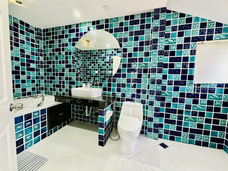 7-BR Villa, Chon Buri (Pattaya), Nong Pru, Bang Lamung (Pattaya), Chon Buri (Pattaya), 7 Bedrooms, 400 sqm, Villa For Sale, by Thanyalag Chanchodtanakul, 500230382 - DDproperty.com