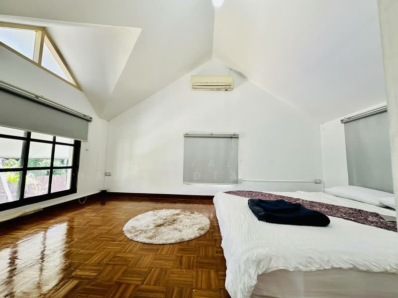 7-BR Villa, Chon Buri (Pattaya), Nong Pru, Bang Lamung (Pattaya), Chon Buri (Pattaya), 7 Bedrooms, 400 sqm, Villa For Sale, by Thanyalag Chanchodtanakul, 500230382 - DDproperty.com