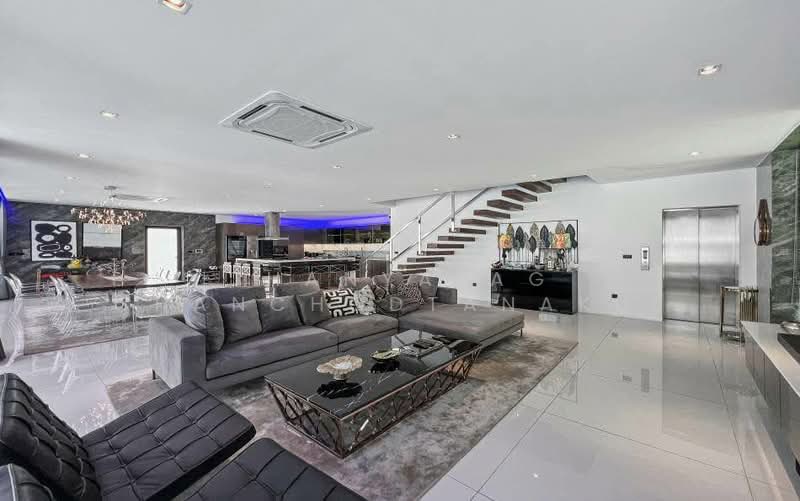 6-BR Villa, Chon Buri (Pattaya), Nong Pru, Bang Lamung (Pattaya), Chon Buri (Pattaya), 6 Bedrooms, 750 sqm, Villa For Sale, by Thanyalag Chanchodtanakul, 500230401 - DDproperty.com