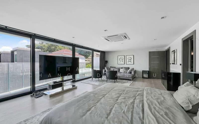 6-BR Villa, Chon Buri (Pattaya), Nong Pru, Bang Lamung (Pattaya), Chon Buri (Pattaya), 6 Bedrooms, 750 sqm, Villa For Sale, by Thanyalag Chanchodtanakul, 500230401 - DDproperty.com