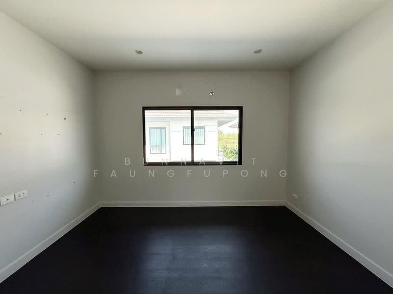 Setthasiri Wongwaen-Lamlukka, Pathum Thani, P.T.3004, Bung Kham Proi, Lam Luk Ka, Pathum Thani, 4 Bedrooms, 300 sqm, Single Detached House For Sale, by Bunnavit Faungfupong, 500230415 - DDproperty.com