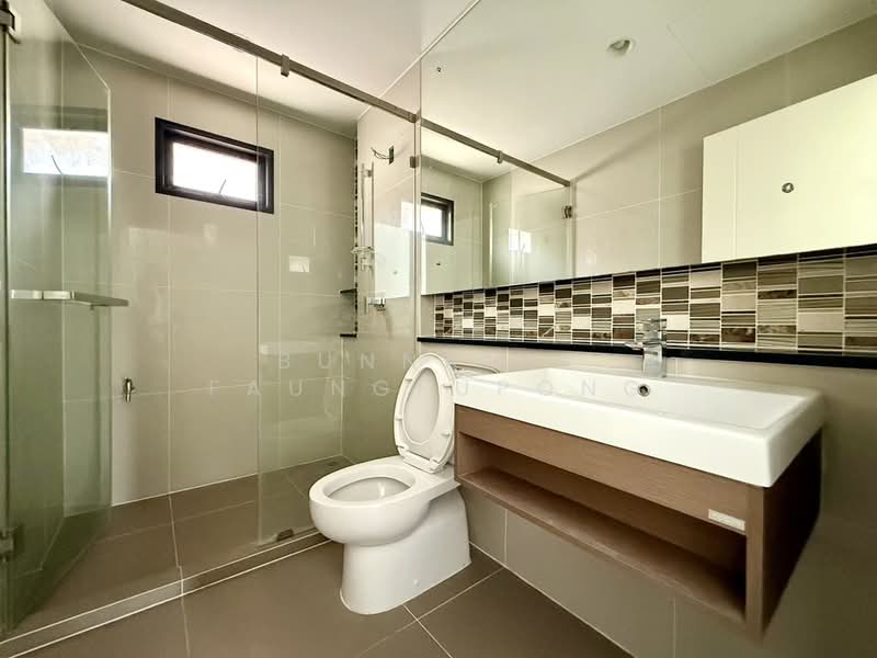 Setthasiri Wongwaen-Lamlukka, Pathum Thani, P.T.3004, Bung Kham Proi, Lam Luk Ka, Pathum Thani, 4 Bedrooms, 300 sqm, Single Detached House For Sale, by Bunnavit Faungfupong, 500230415 - DDproperty.com