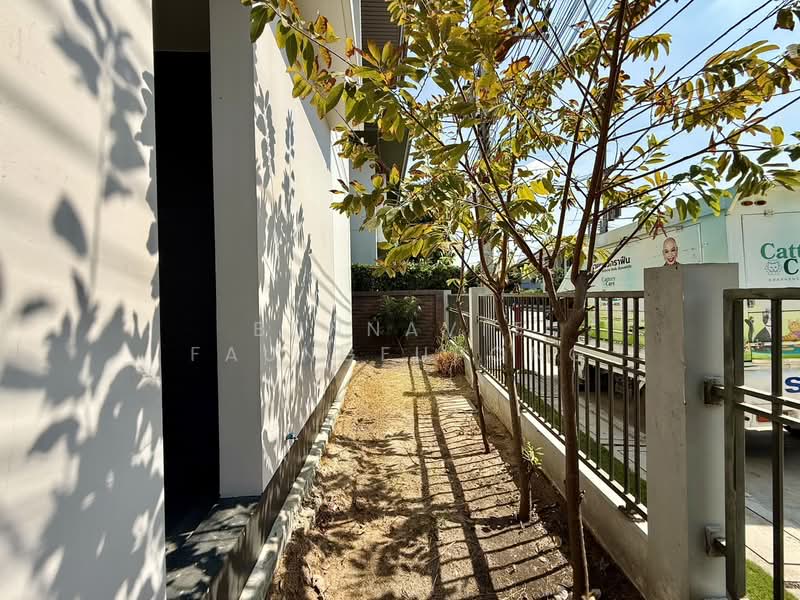 Setthasiri Wongwaen-Lamlukka, Pathum Thani, P.T.3004, Bung Kham Proi, Lam Luk Ka, Pathum Thani, 4 Bedrooms, 300 sqm, Single Detached House For Sale, by Bunnavit Faungfupong, 500230415 - DDproperty.com