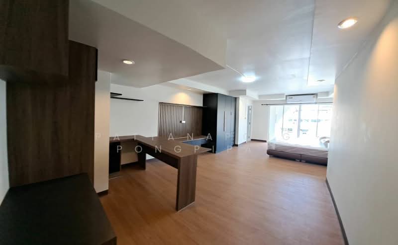 Pattaya Beach Condo, Chon Buri (Pattaya), Nong Pru, Bang Lamung (Pattaya), Chon Buri (Pattaya), 1 Bedroom, 45 sqm, Condo For Sale, by Pattanapong Pongpipat, 500230419 - DDproperty.com