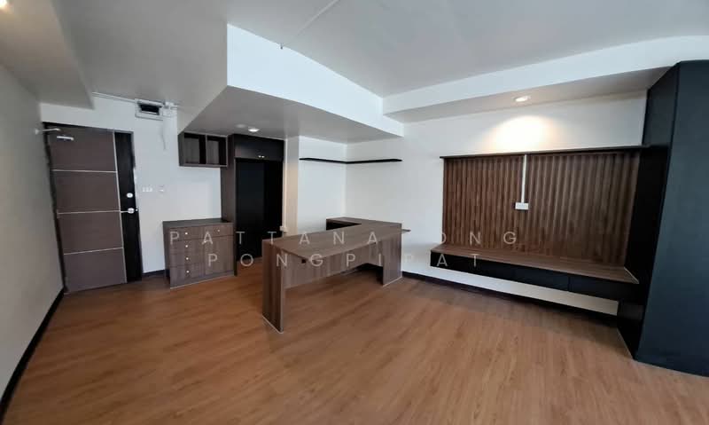 Pattaya Beach Condo : พัทยา บีช คอนโด, ชลบุรี, หนองปรือ, บางละมุง, ชลบุรี, 45 ตร.ม., คอนโด ขาย, โดย Pattanapong Pongpipat, 500230419 - DDproperty.com