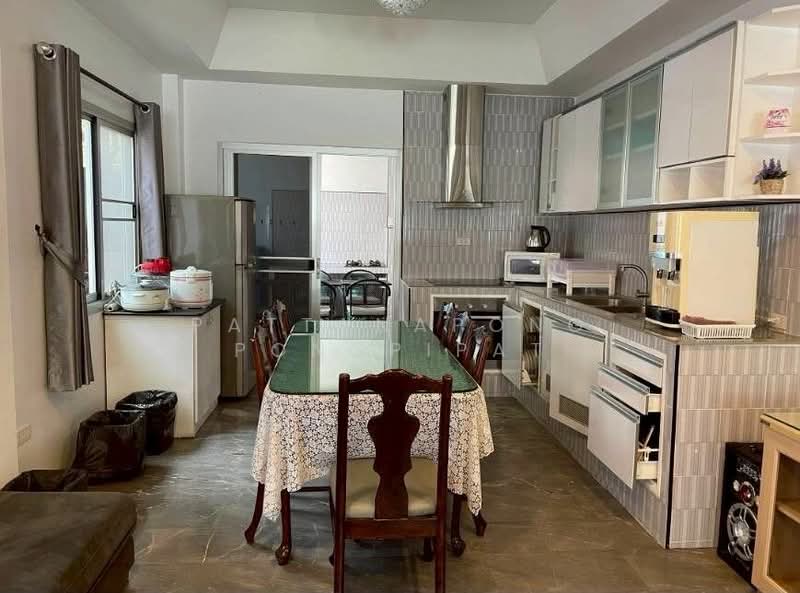 undefined, Chon Buri (Pattaya), Nong Pru, Bang Lamung (Pattaya), Chon Buri (Pattaya), 6 Bedrooms, 328 sqm, Villa For Rent, by Pattanapong Pongpipat, 500230422 - DDproperty.com