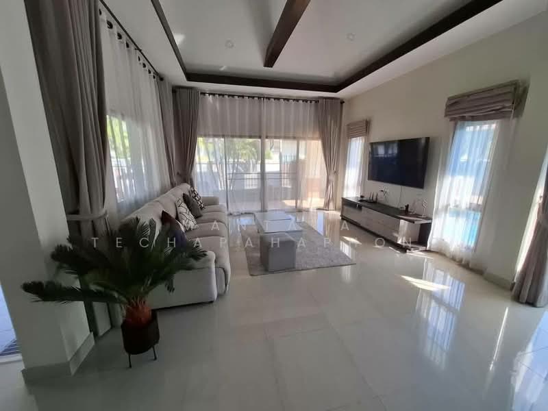 Baan Dusit Pattaya Hill, Chon Buri (Pattaya), Na Chom Thian, Sattahip, Chon Buri (Pattaya), 3 Bedrooms, 480 sqm, Villa For Rent, by Mantana Techapahaphong, 500230452 - DDproperty.com