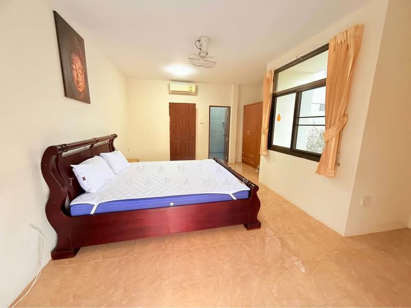 3-BR House, Chon Buri (Pattaya), Nong Pru, Bang Lamung (Pattaya), Chon Buri (Pattaya), 3 Bedrooms, 150 sqm, Single Detached House For Rent, by Mantana Techapahaphong, 500230473 - DDproperty.com