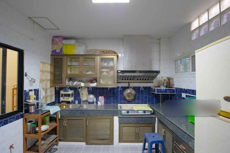 พัฒนาการ, Bangkok, Phatthanakan, Suan Luang, Bangkok, 5 Bedrooms, 300 sqm, Townhouse For Rent, by Airada Parasarn, 500230480 - DDproperty.com