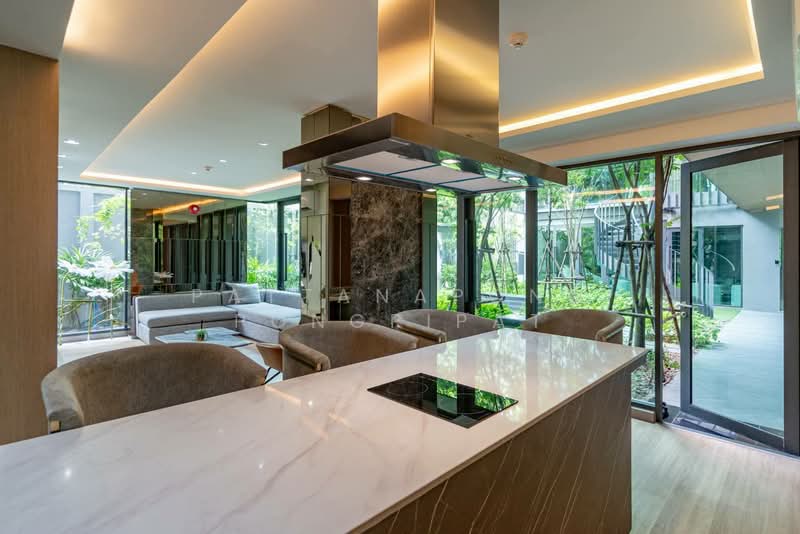 Lloyd Soonvijai-Thonglor, Bangkok, Soi Phetchaburi 47, Phetchaburi Road, Bang Kapi, Huai Khwang, Bangkok, 2 Bedrooms, 54 sqm, Condo For Sale, by Pattanapong Pongpipat, 500230494 - DDproperty.com