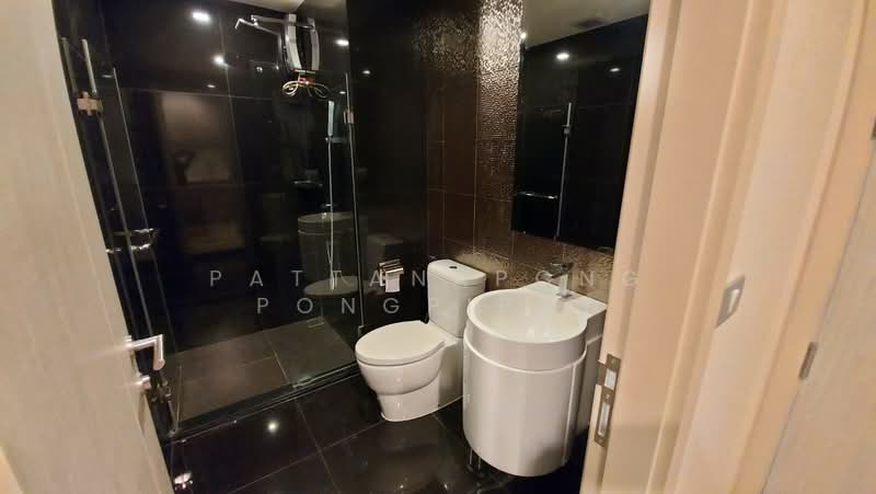 Rhythm Sukhumvit 36-38, Bangkok, 55 Soi Sukhumvit 36, Sukhumvit Road, Phra Kanong, Khlong Toei, Bangkok, 2 Bedrooms, 56 sqm, Condo For Sale, by Pattanapong Pongpipat, 500230498 - DDproperty.com