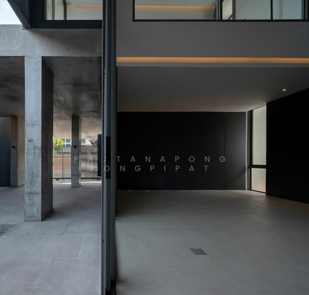 4-BR House, Bangkok, Khlong Tan Nua, Watthana, Bangkok, 4 Bedrooms, 587 sqm, Single Detached House For Sale, by Pattanapong Pongpipat, 500230507 - DDproperty.com