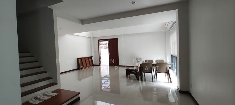 undefined, Bangkok, Chan Kasem, Chatuchak, Bangkok, 3 Bedrooms, 263 sqm, Townhouse For Sale, by Pattanapong Pongpipat, 500230556 - DDproperty.com