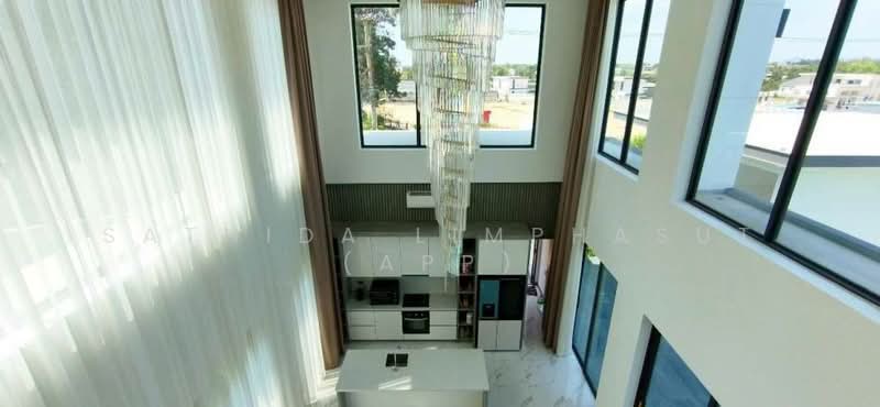 Layan Residence Pattaya, Chon Buri (Pattaya), Toongklom-Talman 18, Nong Pru, Bang Lamung (Pattaya), Chon Buri (Pattaya), 5 Bedrooms, 391 sqm, Villa For Rent, by Sathida Limphasut (App), 500230568 - DDproperty.com