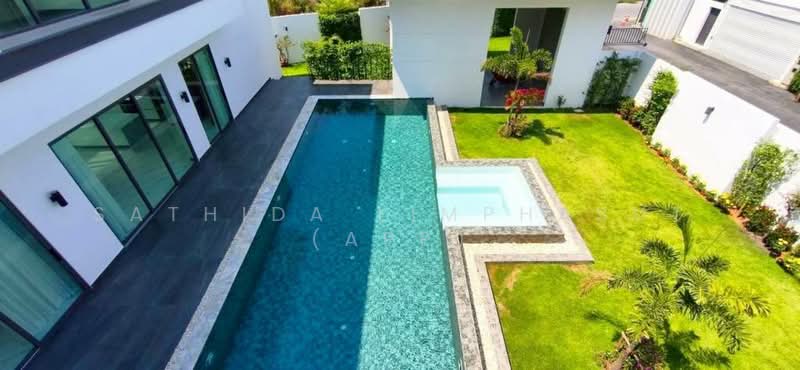 Layan Residence Pattaya, Chon Buri (Pattaya), Toongklom-Talman 18, Nong Pru, Bang Lamung (Pattaya), Chon Buri (Pattaya), 5 Bedrooms, 391 sqm, Villa For Rent, by Sathida Limphasut (App), 500230568 - DDproperty.com