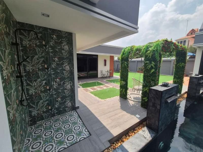 Baan Mae Pool Villa, Chon Buri (Pattaya), Nong Pru, Bang Lamung (Pattaya), Chon Buri (Pattaya), 5 Bedrooms, 300 sqm, Villa For Sale, by Sathida Limphasut (App), 500230655 - DDproperty.com