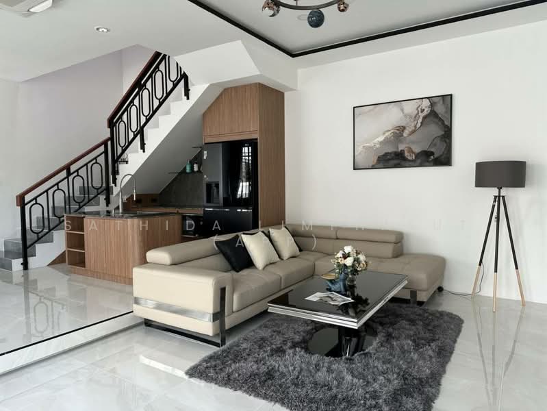 ขาย - Glam Boonsampan 6 : แกลม บุญสัมพันธ์ 6, ชลบุรี