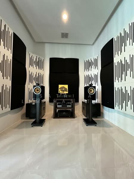 Glam Boonsampan 6, Chon Buri (Pattaya), 23 Soi Boonsampan 6, Nong Pru, Bang Lamung (Pattaya), Chon Buri (Pattaya), 3 Bedrooms, 209 sqm, Townhouse For Sale, by Sathida Limphasut (App), 500230661 - DDproperty.com