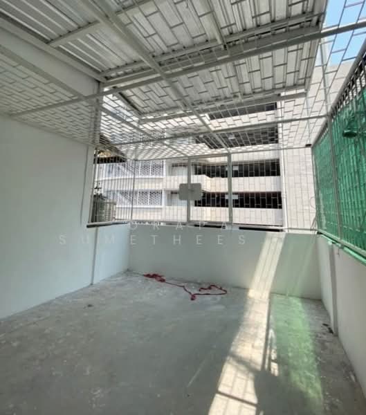 ทาวน์เฮ้าส์ 2-ห้องนอน, กรุงเทพ, คลองเตยเหนือ, วัฒนา, กรุงเทพ, 141 ตร.ม., ทาวน์เฮ้าส์ ขาย, โดย Orapa Sumetheesirisakul, 500230665 - DDproperty.com