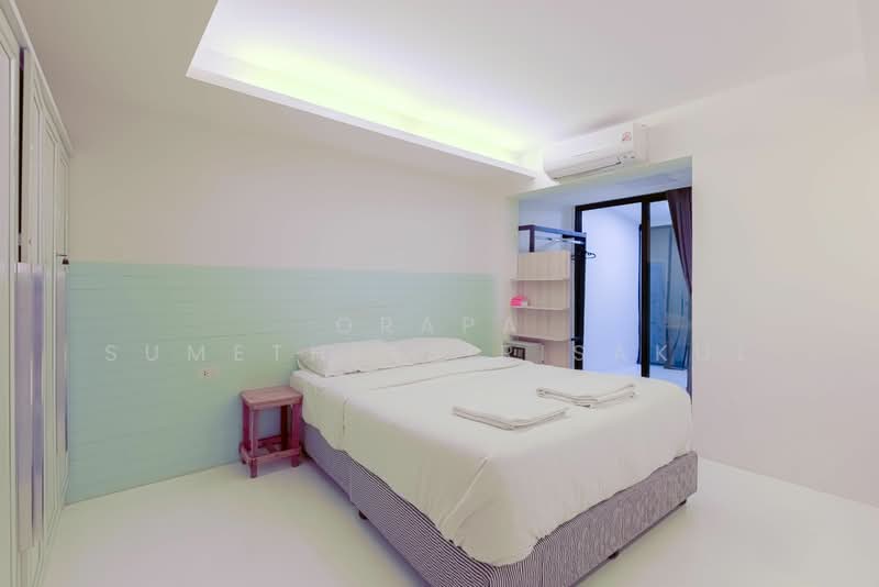 For Sale - 10-BR Townhouse, Bangkok