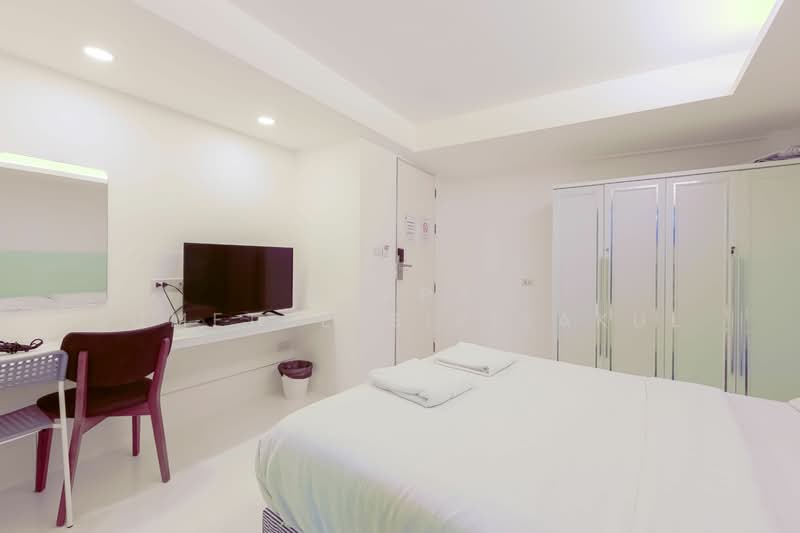 For Sale - 10-BR Townhouse, Bangkok