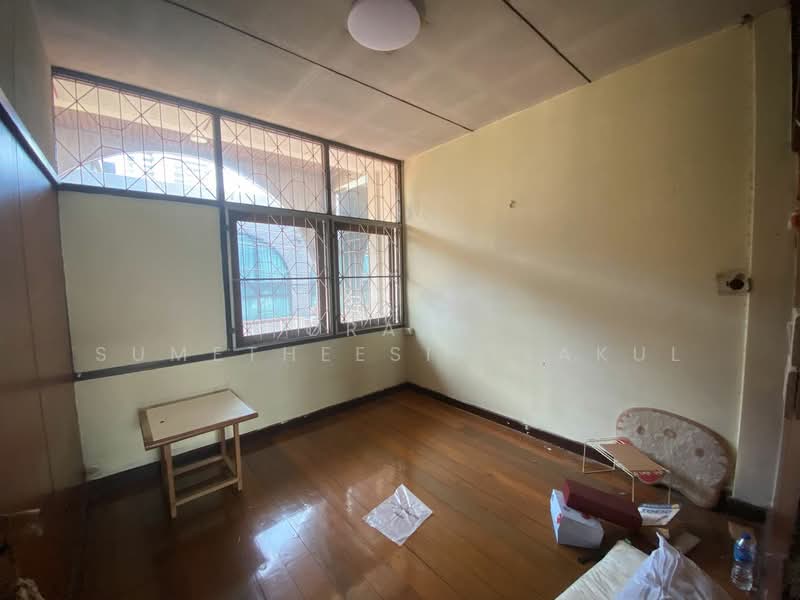 For Sale - 3-BR Townhouse, Bangkok