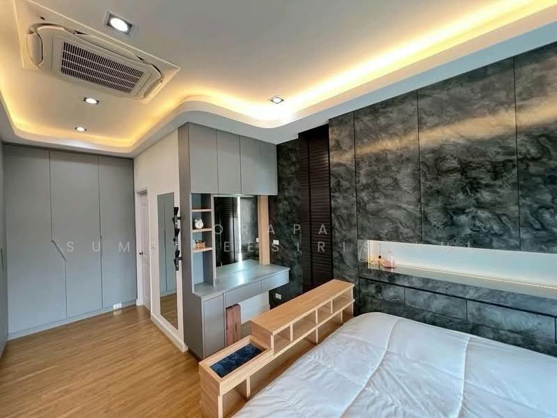 undefined, Bangkok, Huai Khwang, Huai Khwang, Bangkok, 4 Bedrooms, 167 sqm, Single Detached House For Sale, by Orapa Sumetheesirisakul, 500230783 - DDproperty.com