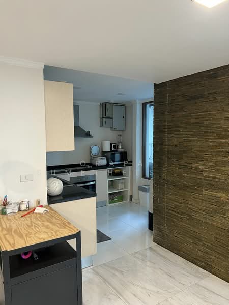 The Emporio Place, Bangkok, 93 Soi Sukhumvit 24, Sukhumvit Road, Khong Tan, Khlong Toei, Bangkok, 2 Bedrooms, 130 sqm, Condo For Sale, by Orapa Sumetheesirisakul, 500230788 - DDproperty.com