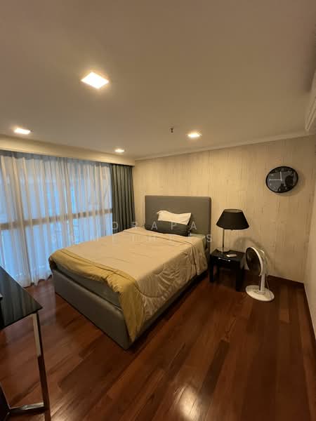 The Emporio Place : ดิ เอ็มโพริโอ เพลส, กรุงเทพ, 93 ซอยสุขุมวิท 24 ถนนสุุขุมวิท, คลองตัน, คลองเตย, กรุงเทพ, 130 ตร.ม., คอนโด ขาย, โดย Orapa Sumetheesirisakul, 500230788 - DDproperty.com