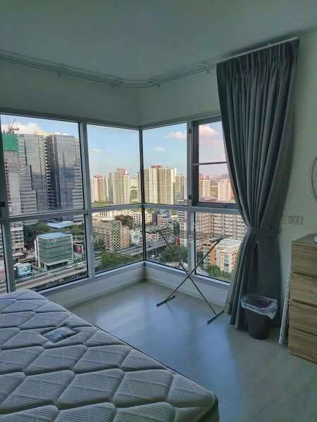 Aspire Rama 9, Bangkok, Soi Rama 9, Rama 9 Road, Huai Khwang, Huai Khwang, Bangkok, 2 Bedrooms, 67 sqm, Condo For Sale, by Orapa Sumetheesirisakul, 500230813 - DDproperty.com