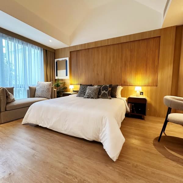 4-BR Townhouse, Bangkok, Phra Kanong Nua, Watthana, Bangkok, 4 Bedrooms, 250 sqm, Townhouse For Sale, by Orapa Sumetheesirisakul, 500230840 - DDproperty.com