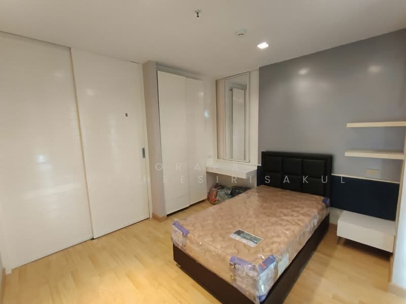 St Louis Grand Terrace, Bangkok, Soi Sathon 11 S Sathon Rd, Yan Nawa, Sathon, Bangkok, 2 Bedrooms, 117 sqm, Condo For Sale, by Orapa Sumetheesirisakul, 500230859 - DDproperty.com