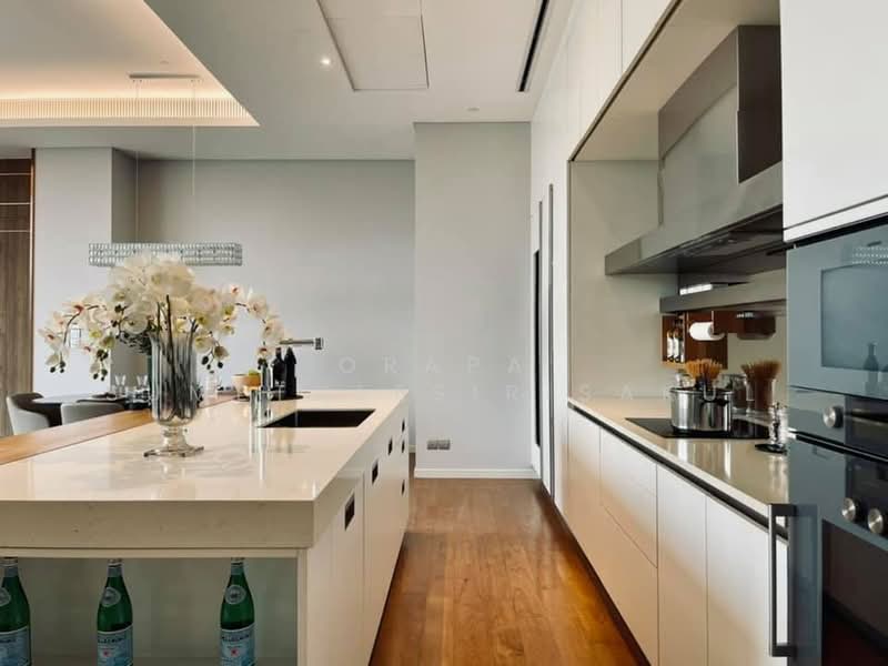 Sindhorn Lumpini, Bangkok, Sarasin Road, Lumphini, Pathum Wan, Bangkok, 3 Bedrooms, 230 sqm, Condo For Sale, by Orapa Sumetheesirisakul, 500230879 - DDproperty.com