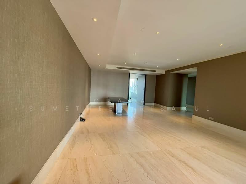 The Infinity, Bangkok, 98 Narathiwatratchanakharin Road, Silom, Bang Rak, Bangkok, 3 Bedrooms, 237 sqm, Condo For Sale, by Orapa Sumetheesirisakul, 500230887 - DDproperty.com