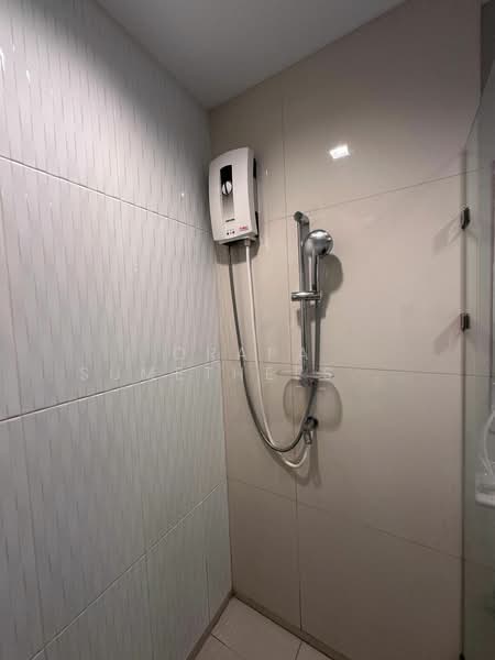 Life One Wireless, Bangkok, 1 Wireless Road, Lumphini, Pathum Wan, Bangkok, 1 Bedroom, 38 sqm, Condo For Sale, by Orapa Sumetheesirisakul, 500230911 - DDproperty.com