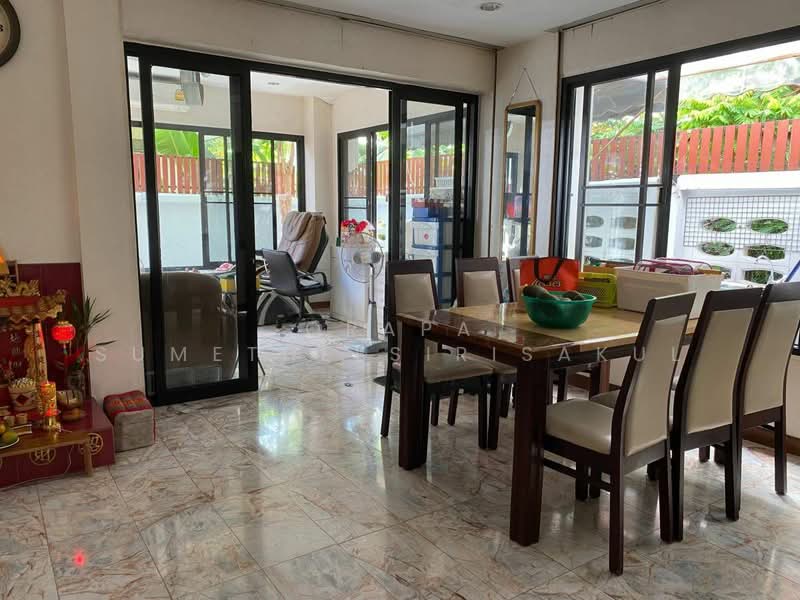 For Sale - 4-BR House, Bangkok