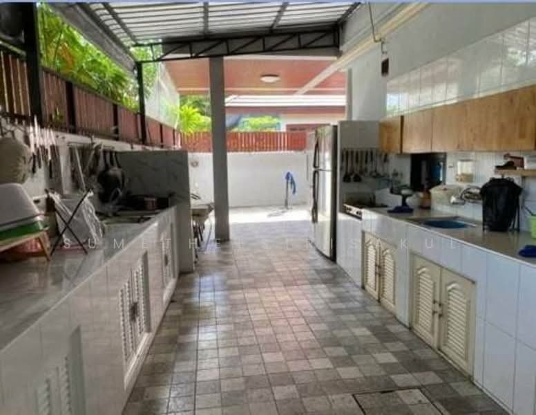 For Sale - 4-BR House, Bangkok