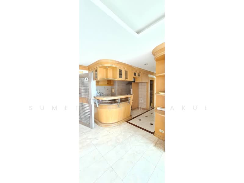 Sathorn Gardens, Bangkok, 39 South Sathorn Road, Thung Maha Mek, Sathon, Bangkok, 2 Bedrooms, 78 sqm, Condo For Sale, by Orapa Sumetheesirisakul, 500230968 - DDproperty.com